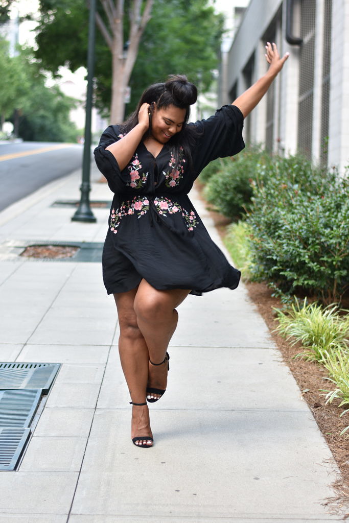 Macy's city chic, plus size tunic dress, floral tunic dress, black plus size dress, black summer dress, city chic dress, macy's dress, plus size, society of harlow, crystal daniels